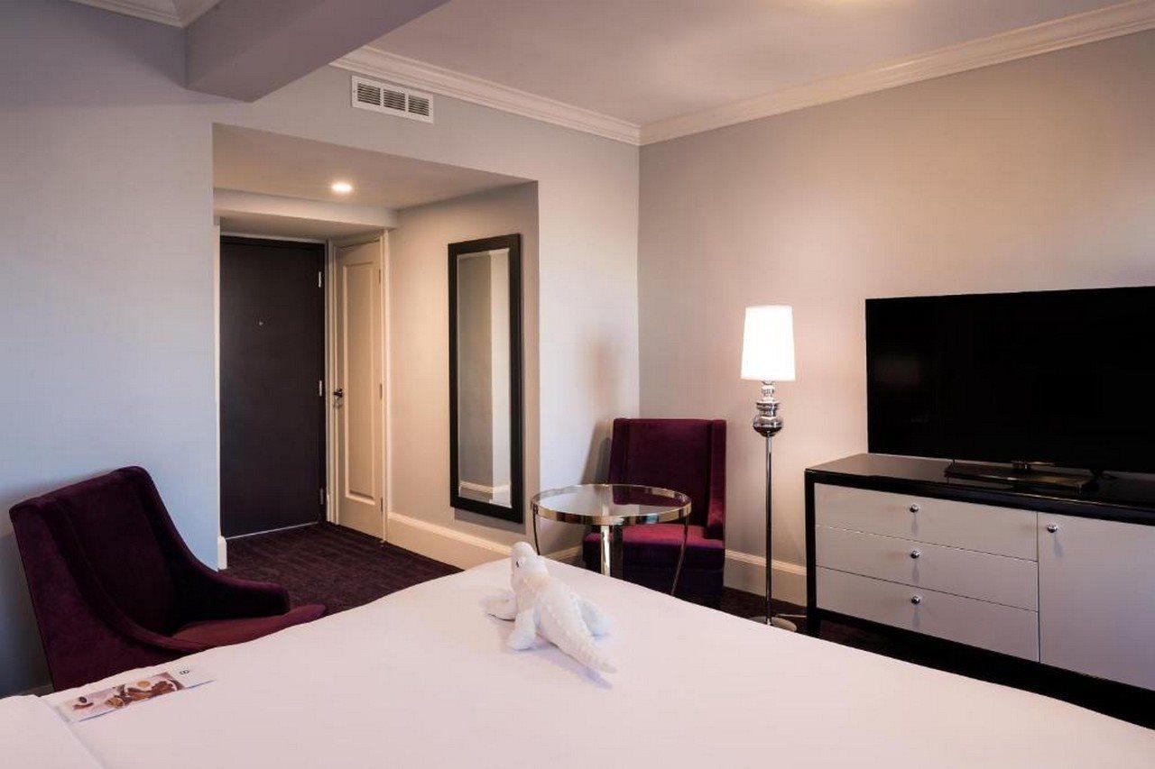 Hampton Inn & Suites New Orleans Canal St. French Quarter Exterior photo