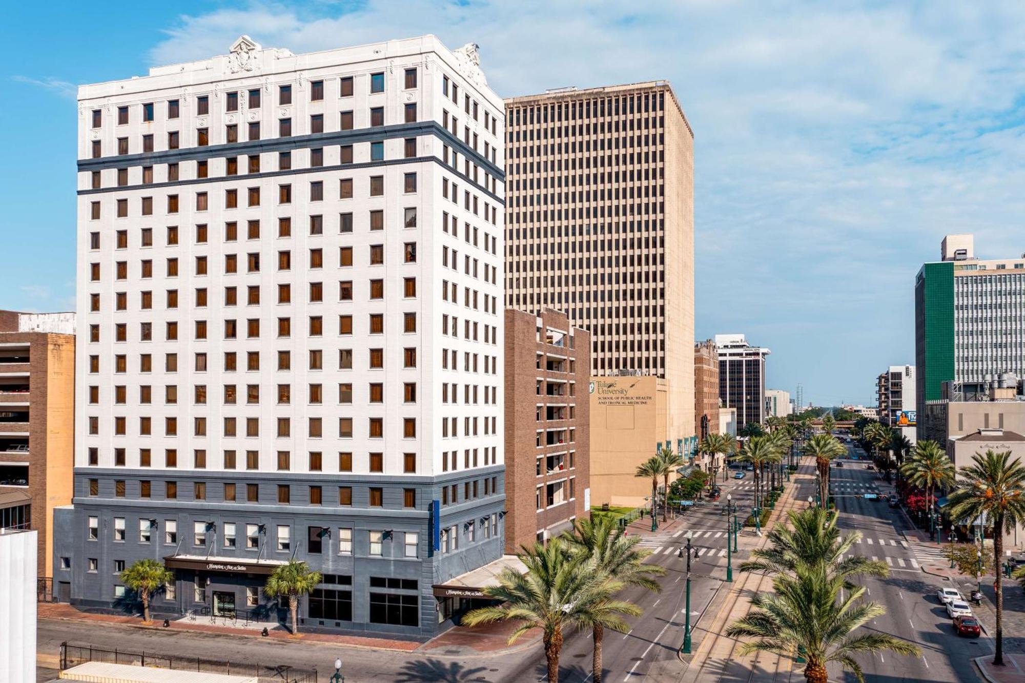 Hampton Inn & Suites New Orleans Canal St. French Quarter Exterior photo